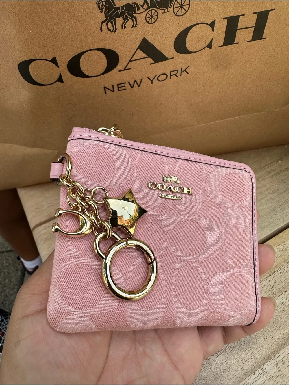 🌸COACH NWT Small Corner Zip Wallet Signature Denim With Charms CEU98 Ligh